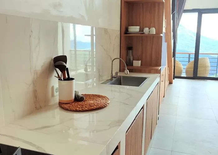 Batur View - Loft ホームステイ Kintamani